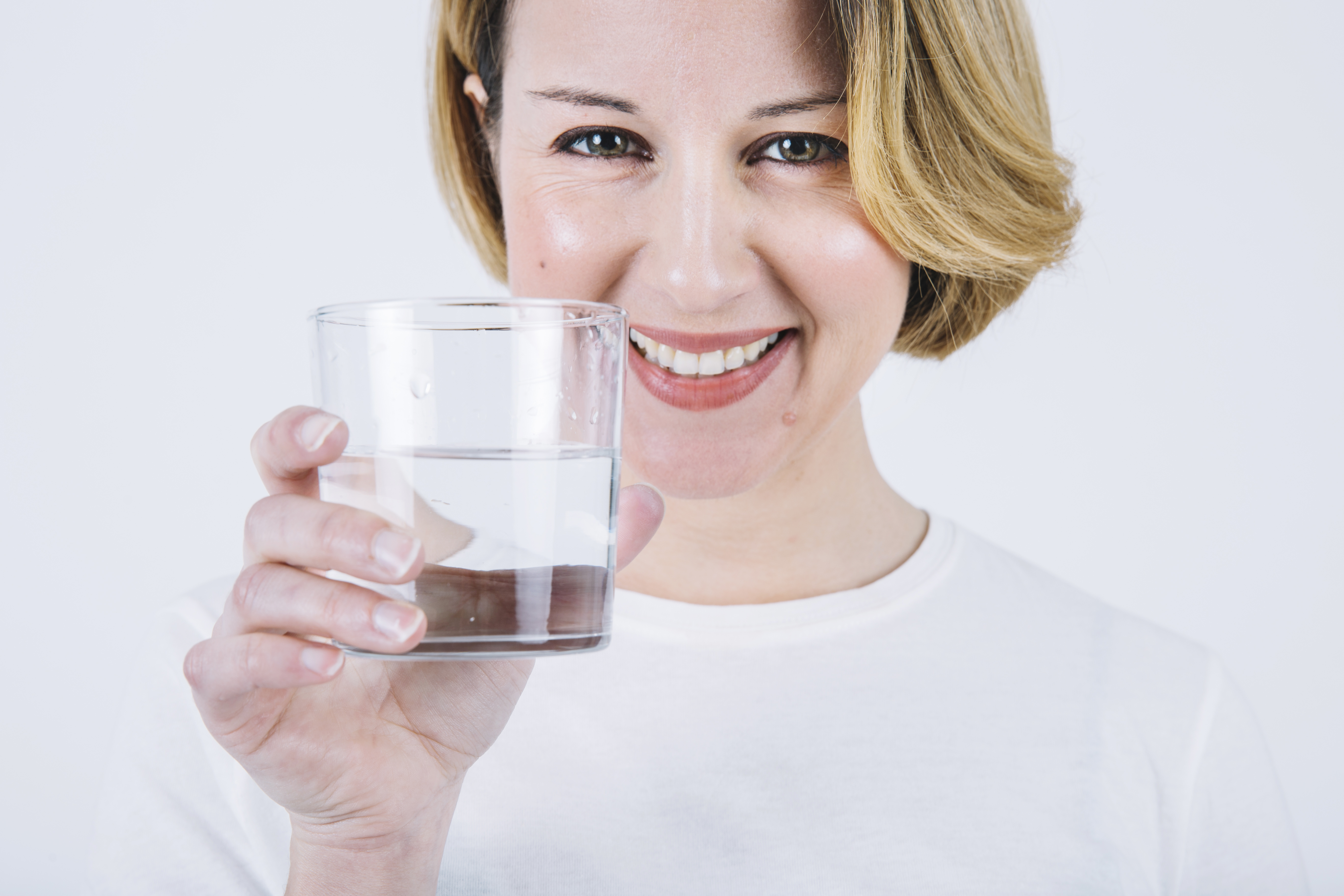 ¿Qué es un purificador de agua y cómo funciona?